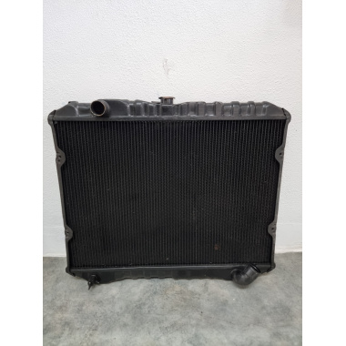 Radiador Mitsubishi L200 K60T/L200 Mk2/L200 Mk3 2.5D 86-07 | COBRE Radiador Mitsubishi L200 K60T/L200 Mk2/L200 Mk3 2.5D 86-07 | COBRE