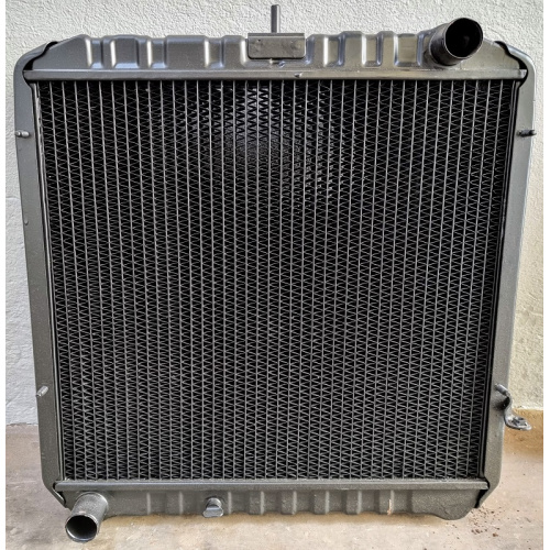 Radiador Toyota Dyna 250 BU60-BU89 84-92 | COBRE